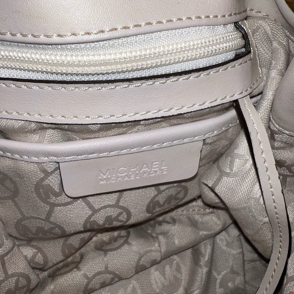 Michael Kors - Picture 4 of 11